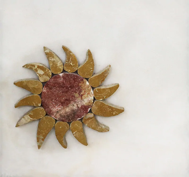 João-Cutileiro-s-título-escultura-aplicada-em-placa-de-mármore