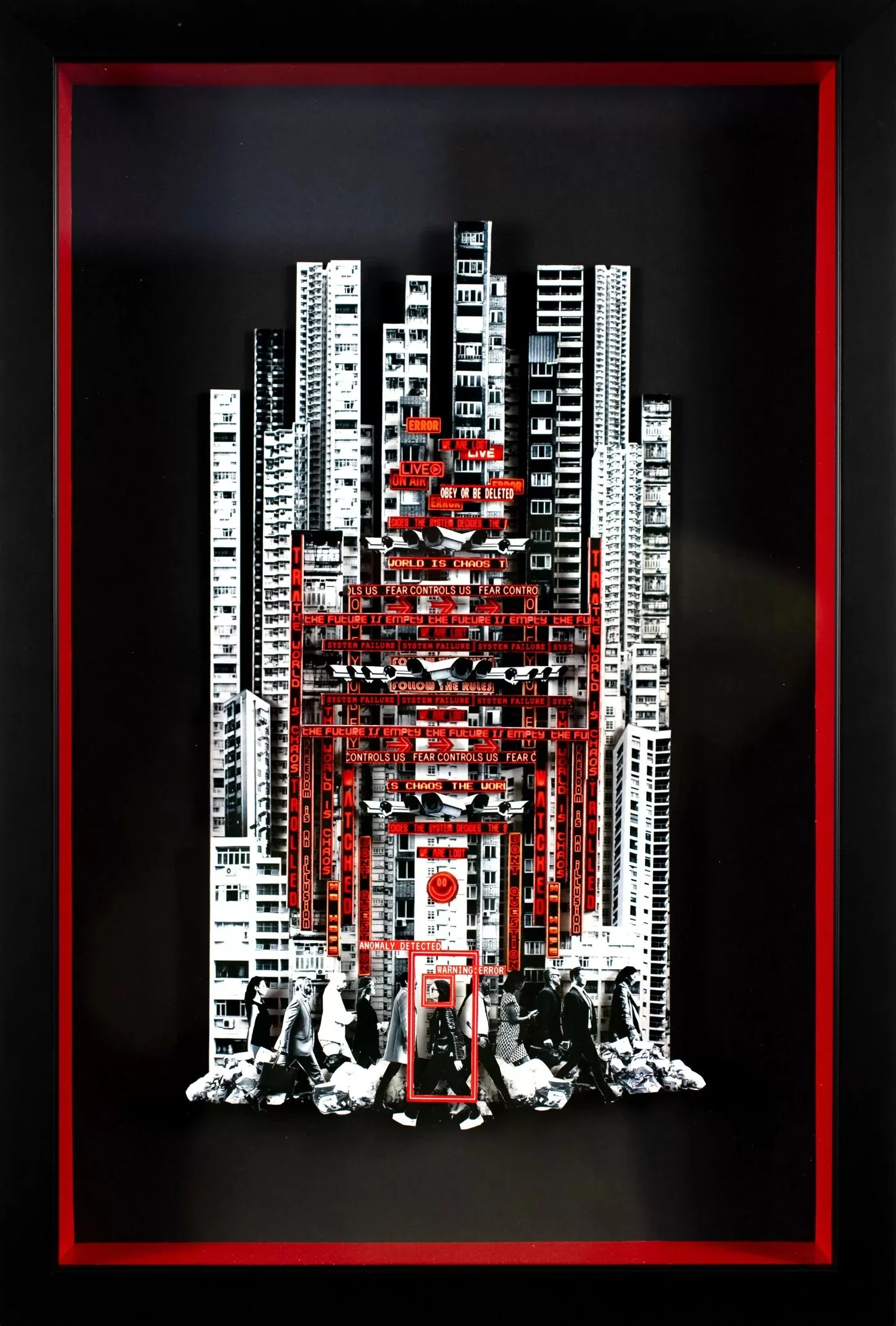João Fortuna. Tracked. Colagem tridimensional sobre madeira nº20/30. Dimensão com moldura: 43x61 cm. 2025