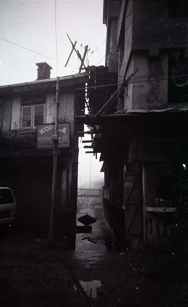 Gonçalo Furtado-s título-Impressão s papel fotográfico